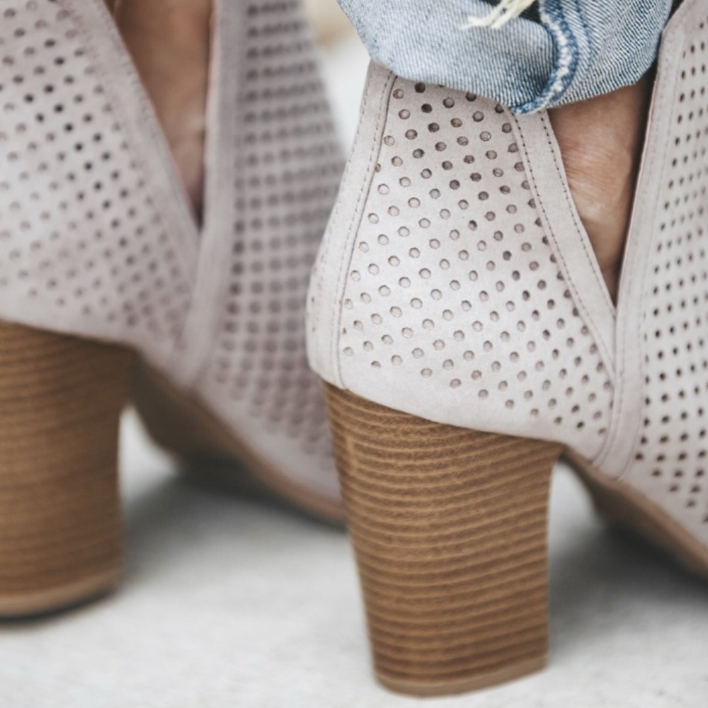 3XS HP Peeptoe perforated Bootie - Picture 6 of 8